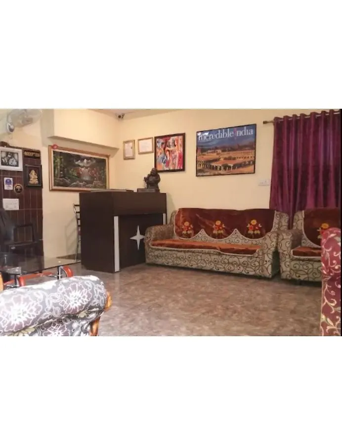 Hotel Prince Palace, Varanasi
