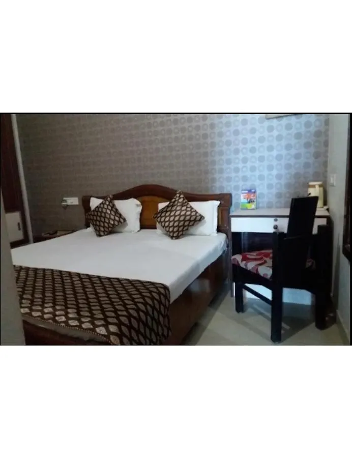 Hotel Prince Palace, Varanasi Alloggio in famiglia